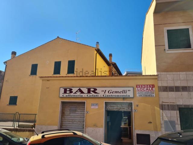 Locale Commerciale in vendita a Vigna della Casa, Roma Capitale