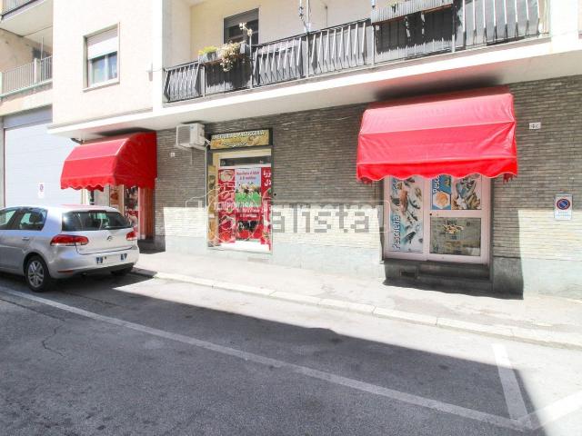 Locale Commerciale in vendita a Piemonte, Cuneo