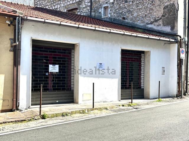 Locale Commerciale in vendita a Borgo Cipollata, Terracina