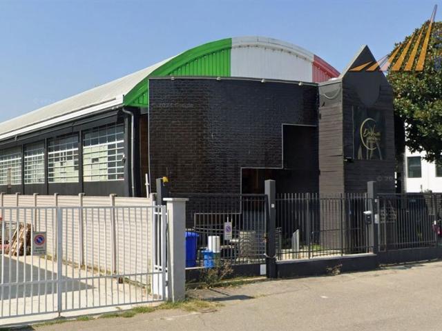 Locale Commerciale in vendita a Castelletto, Senago