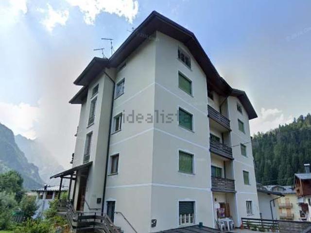 Locale Commerciale in vendita a Transacqua, Santo Stefano