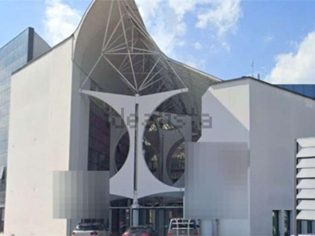 Locale Commerciale in vendita a San Giuseppe, Vicenza