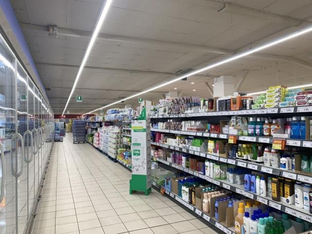 Locale Commerciale in vendita a Barriera Vecchia-San Giacomo, Villa Opicina