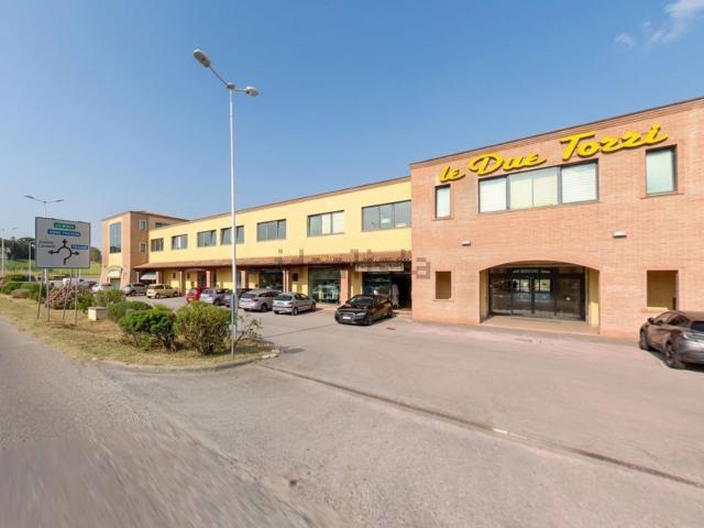 Locale Commerciale in vendita a Collazzone, Umbria