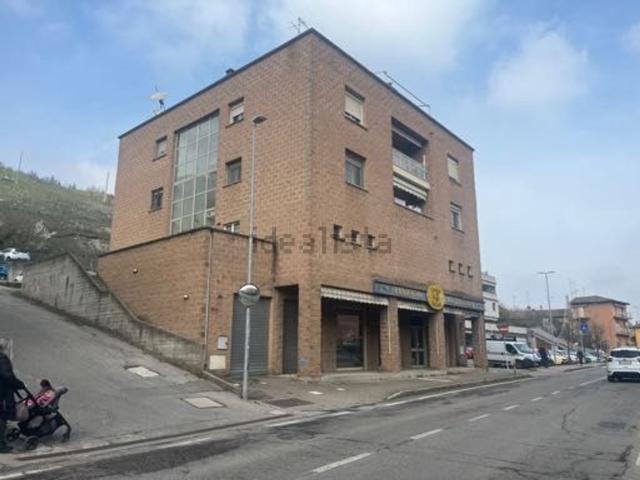 Locale Commerciale in vendita a Unione dei comuni Valli del Reno, Lavino e Samoggia, Sasso Marconi