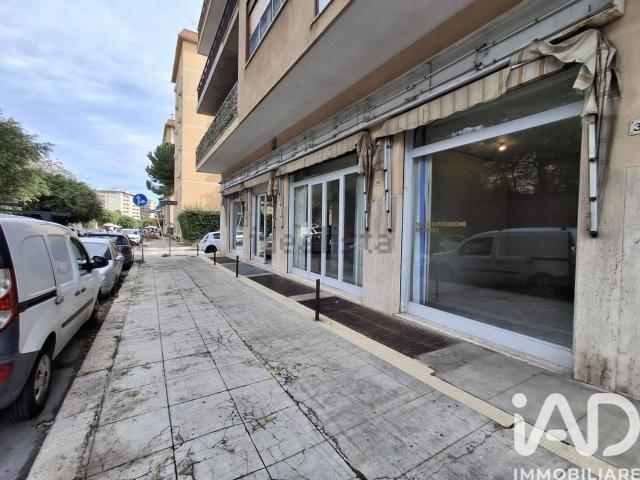 Locale Commerciale in vendita a IV Circoscrizione, Palermo