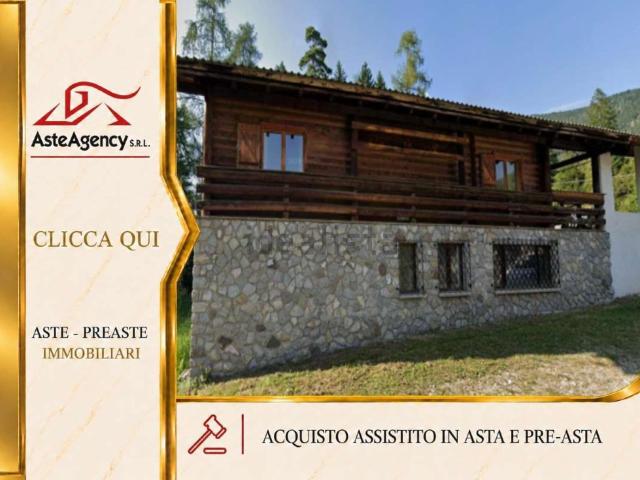 Locale Commerciale in vendita a Forni Di Sopra, Friuli-Venezia Giulia