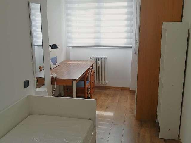 Stanza in affitto a Municipio 7, Milano