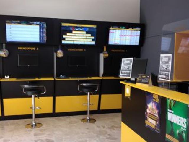 Locale Commerciale in vendita a Villarosa Sicilia, Sicilia