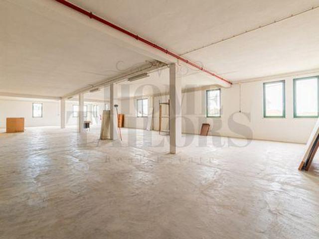 Loja venda em Almeirim, Santarém