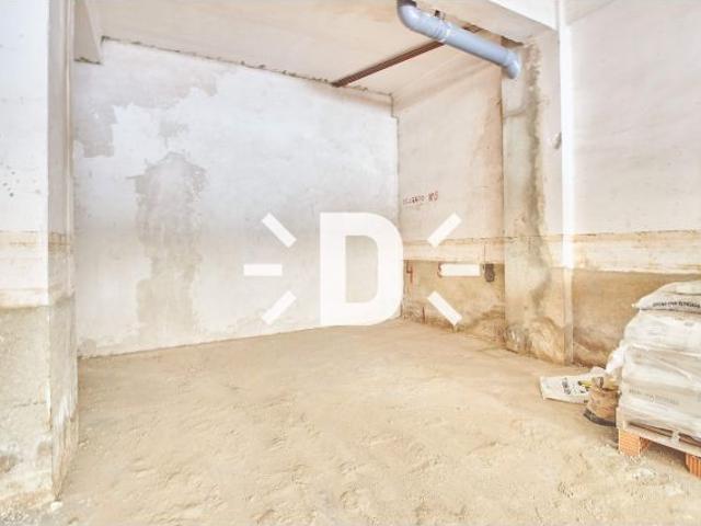 Local Comercial en venta en Benetússer, Sant Jordi