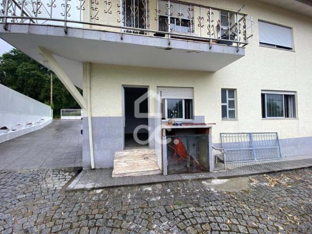 Ponto Comercial alugar em Guimarães
