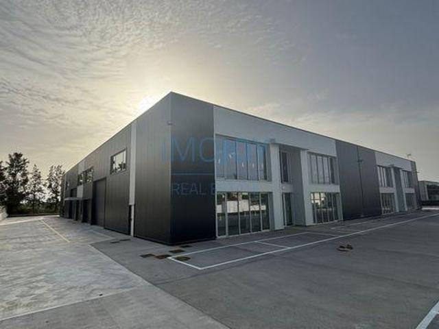 Loja alugar em Moita, Setúbal