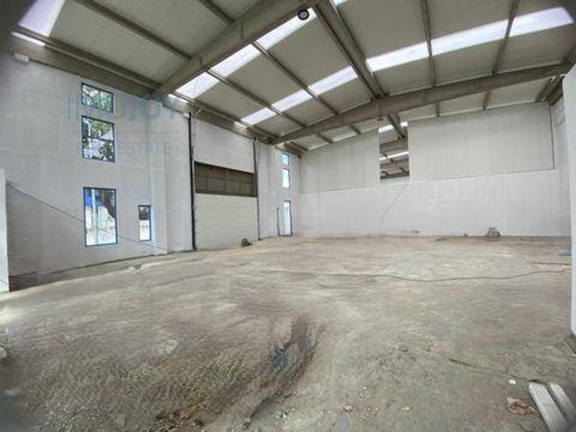 Ponto Comercial alugar em Montijo, Baixa do Montijo