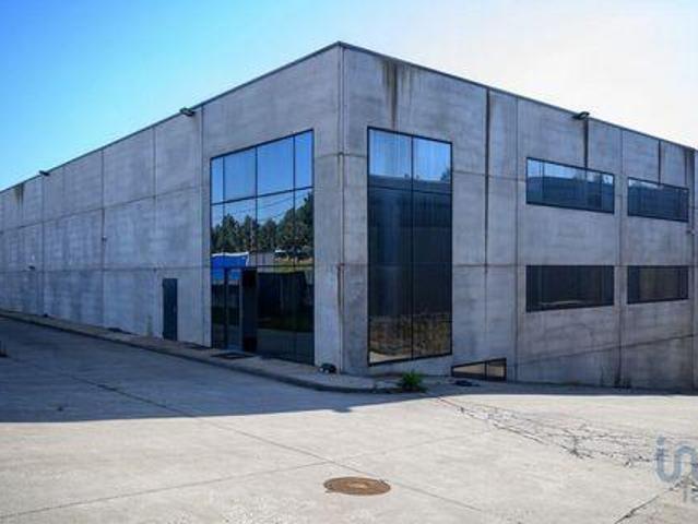 Ponto Comercial alugar em Oliveira De Azeméis Ponto Comercial alugar em Oliveira De Azeméis