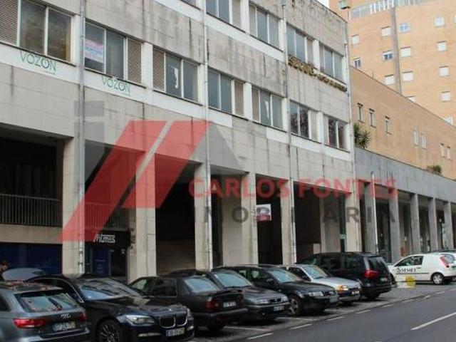 Loja venda em Gavião, Braga