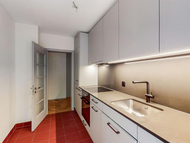 Apartment mieten in Einigen, Zürich