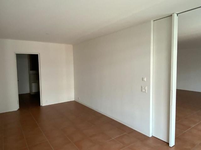 Apartment mieten in Einigen, Zürich