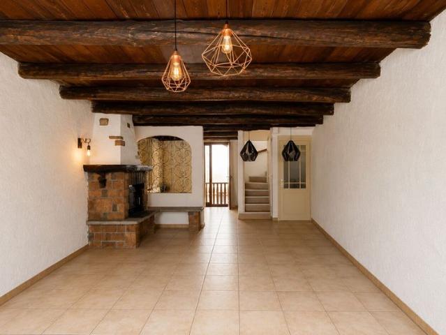 Haus mieten in Brusino Arsizio, Tessin