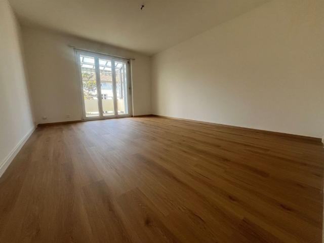Apartment mieten in Einigen, Zürich