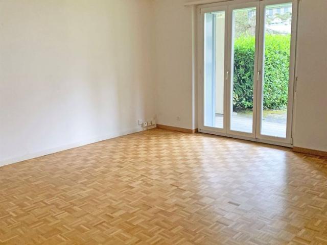 Apartment mieten in Einigen, Zürich