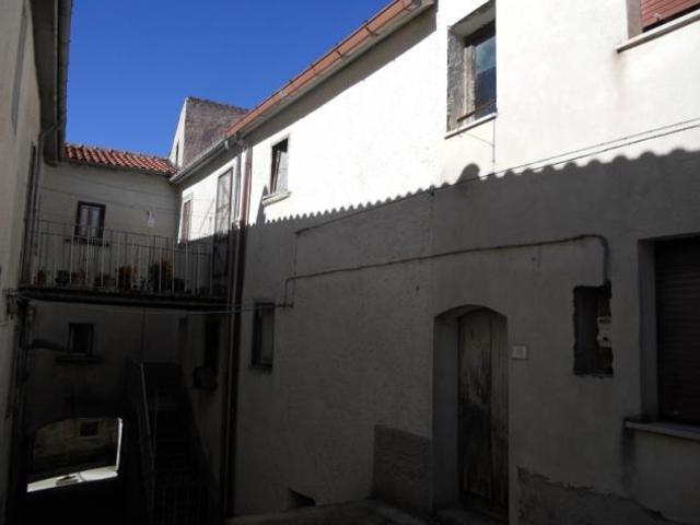 Terreno in vendita a Castelpetroso, Molise