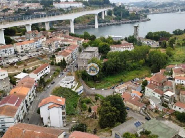 Terreno venda em Oliveira do Douro, Vila Nova De Gaia