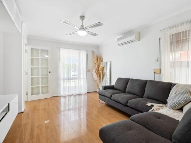Townhouse for rent in Horseshoe Creek, South Australia