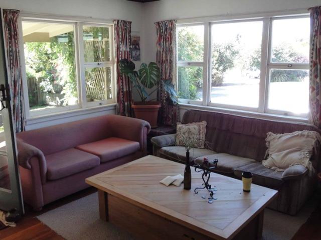 House for rent in Otakou