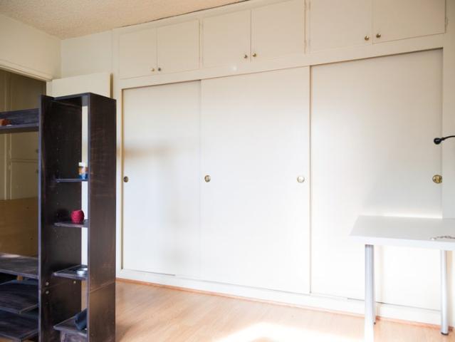 Room for rent in Glendale, California