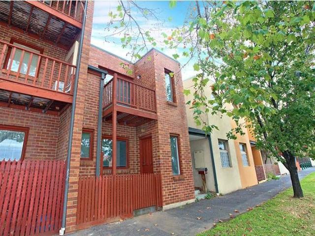 Townhouse for rent in Camerons Creek, Victoria