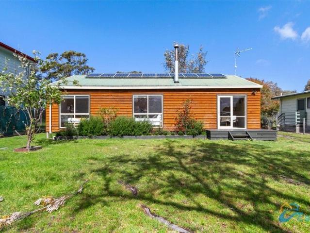 House for sale in Loch Sport, Victoria