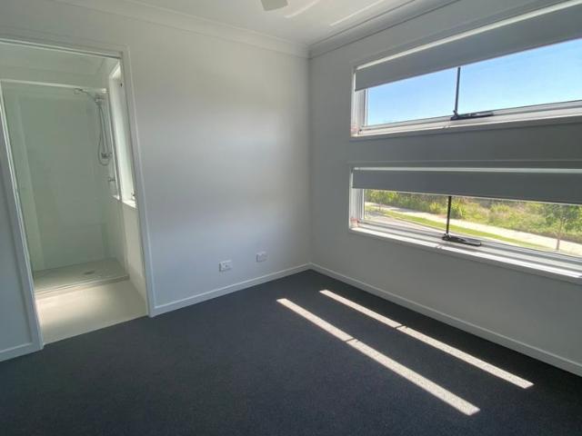Townhouse for rent in Toombul, Queensland