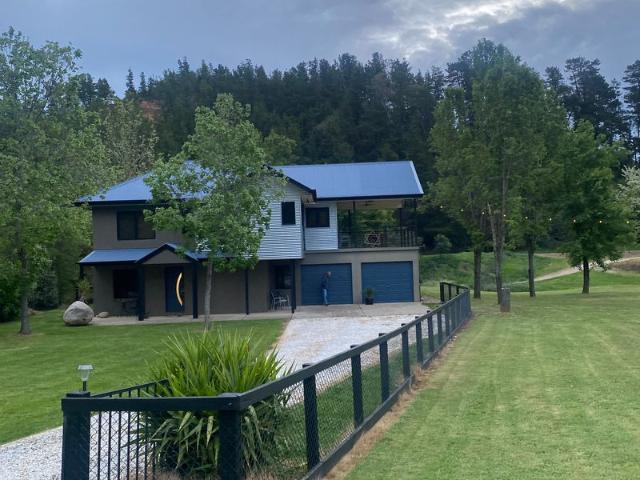 House for sale in Porepunkah, Victoria