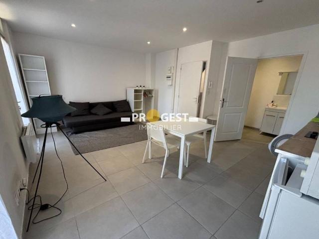 Studio location à Aubagne, Bouches-du-Rhône