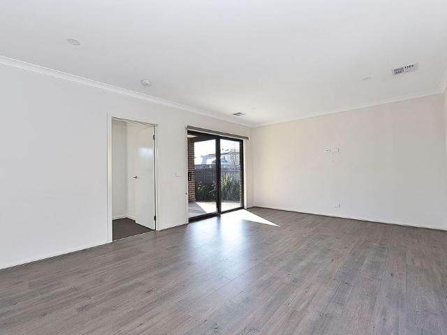 House for rent in The Maples, Melbourne