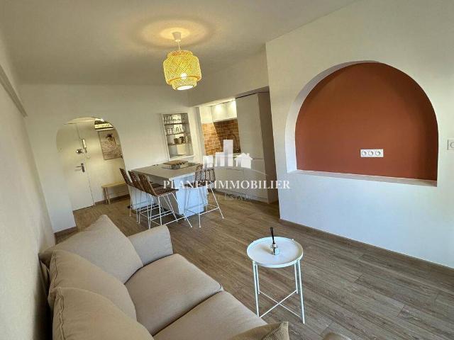 Studio location à Centre Ville, Antibes
