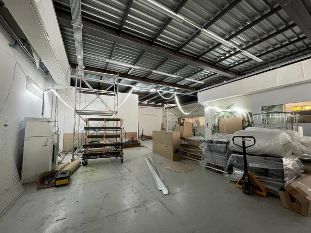 Local Commercial location à Boulogne-Billancourt, Vanves