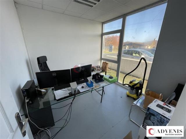 Local Commercial location à Bordeaux, Pessac