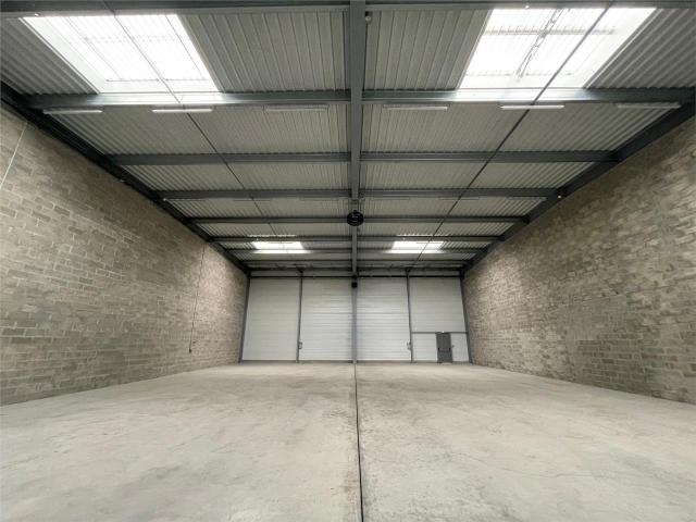 Local Commercial location à Créteil, Santeny