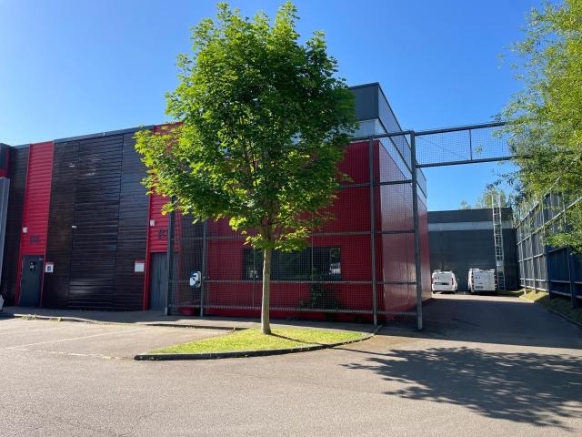 Local Commercial location à Rouen, Ruan