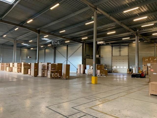 Local Commercial location à Melun, Combs-la-ville