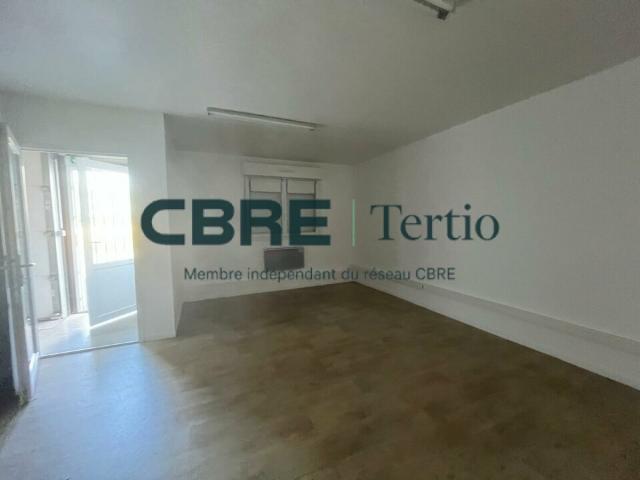 Local Commercial location à Tours, Ballan-miré
