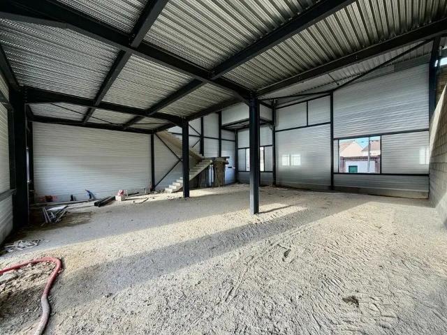 Local Commercial location à Sarcelles, Asnières-sur-oise