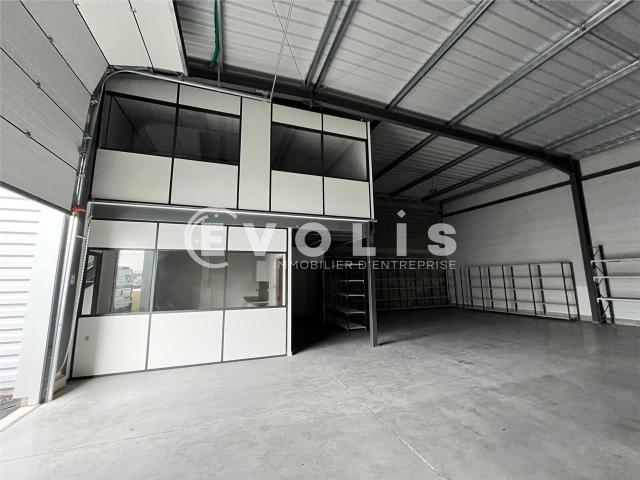 Local Commercial location à Bordeaux, Villenave-d'ornon