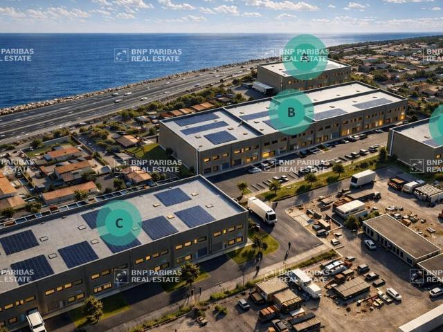 Local Commercial location à Istres, Châteauneuf-les-martigues