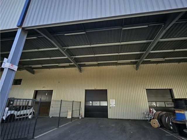 Local Commercial location à Nantes, Saint-herblain