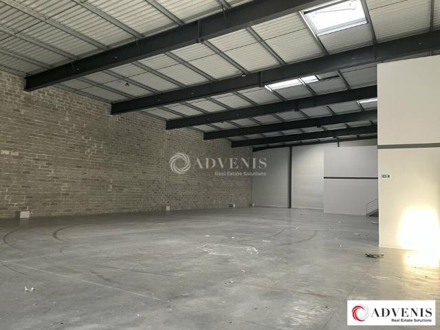 Local Commercial location à Bordeaux, Mérignac