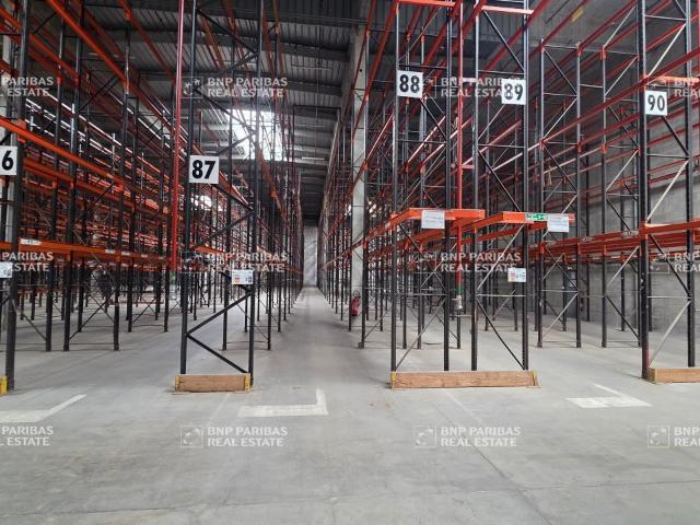 Local Commercial location à Torcy, Croissy-beaubourg