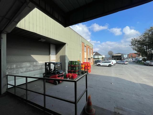Local Commercial location à Palaiseau, Wissous